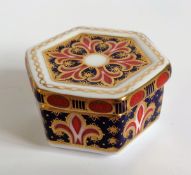Royal Crown Derby hexagonal trinket box in the Imari colours, no.A.1297, 4.