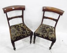 Set of six 19th century mahogany bar back dining chairs with carved horizontal splats and on turned