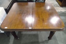 Victorian mahogany extending dining table with moulded edge,