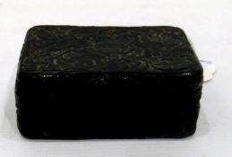 Early 19th century tortoiseshell snuffbox of rectangular form with foliate scroll decoration,