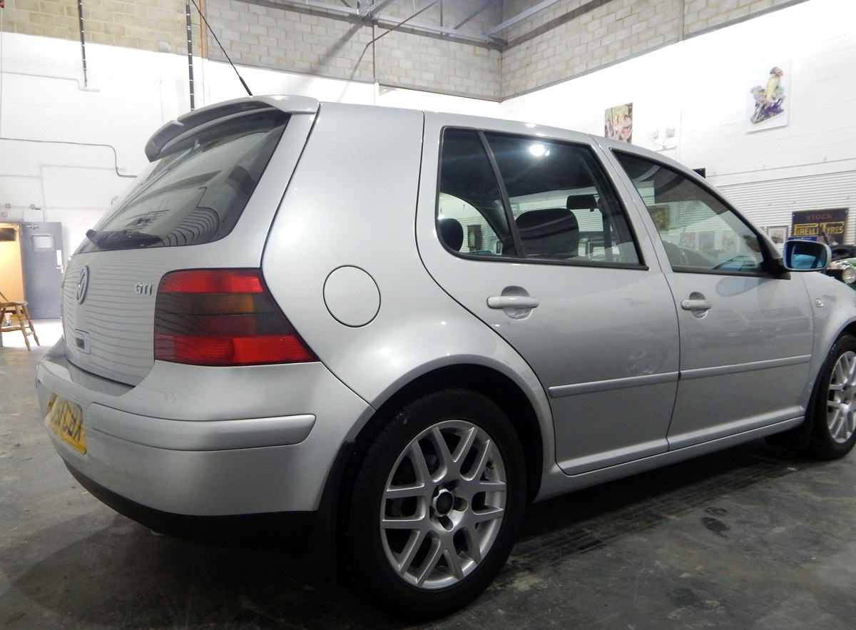 VW Golf GTi, MK4 54,000 miles, FSH. Bodywork in excellent condition. Drives extremely well. - Image 10 of 17