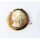 9ct gold circular cameo brooch, maker's mark 'MK (J) Ltd',