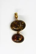 18ct gold amber pendant,