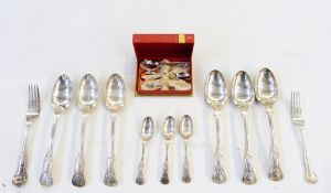 Quantity of silver plate Kings pattern cutlery to include tablespoons, dinner forks,