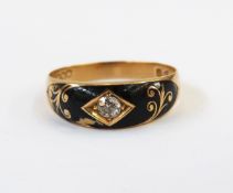 Victorian 18ct gold, diamond and black enamel mourning ring set single stone,