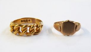18ct gold link decorated ring, size Q/R, 7.9g and a 9ct gold signet ring, size N/O approx., 2.4.
