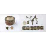 Quantity of silver and silver-coloured jewellery, a silver bracelet marked 'Peru',