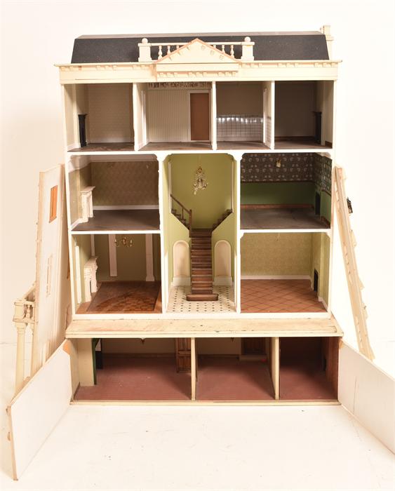 A Large Dolls House - Image 2 of 9