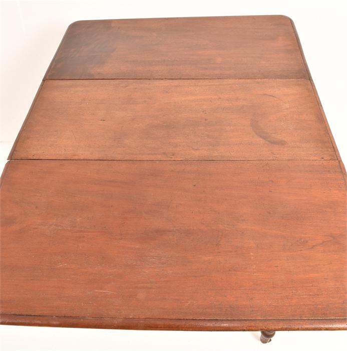 A 19th Century Mahogany Pembroke Table - Image 3 of 3