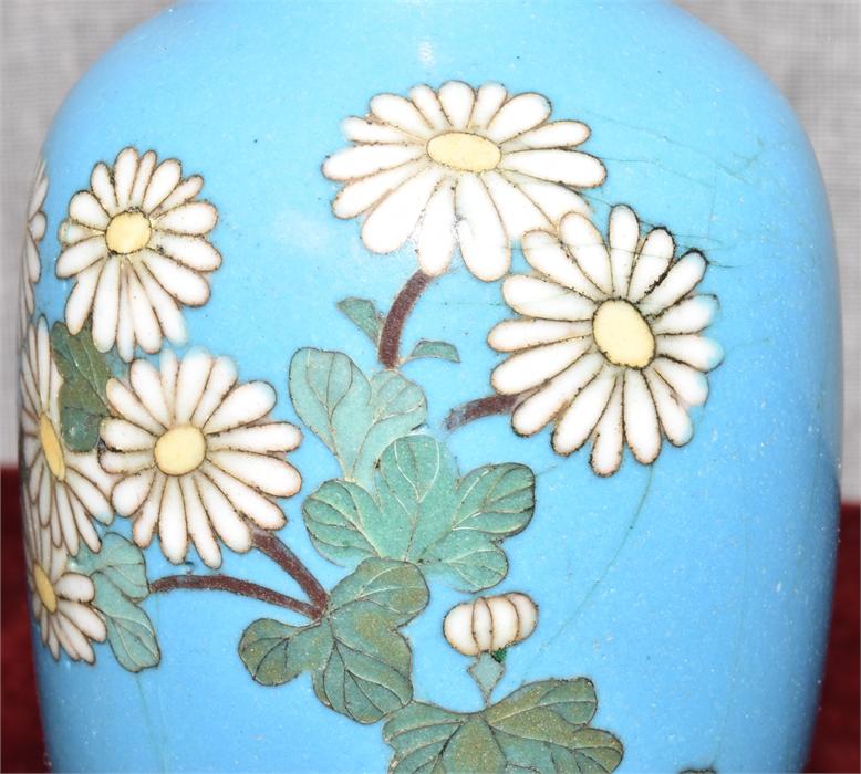 A Small Blue Imari Vase - Image 2 of 4