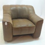 A de sede DS44 brown leather arm chair with extendable seat,