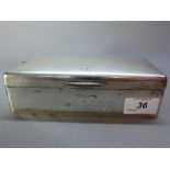 A silver Walker & Hall cigar box, Chester, date signed indistinctively (rubbed).