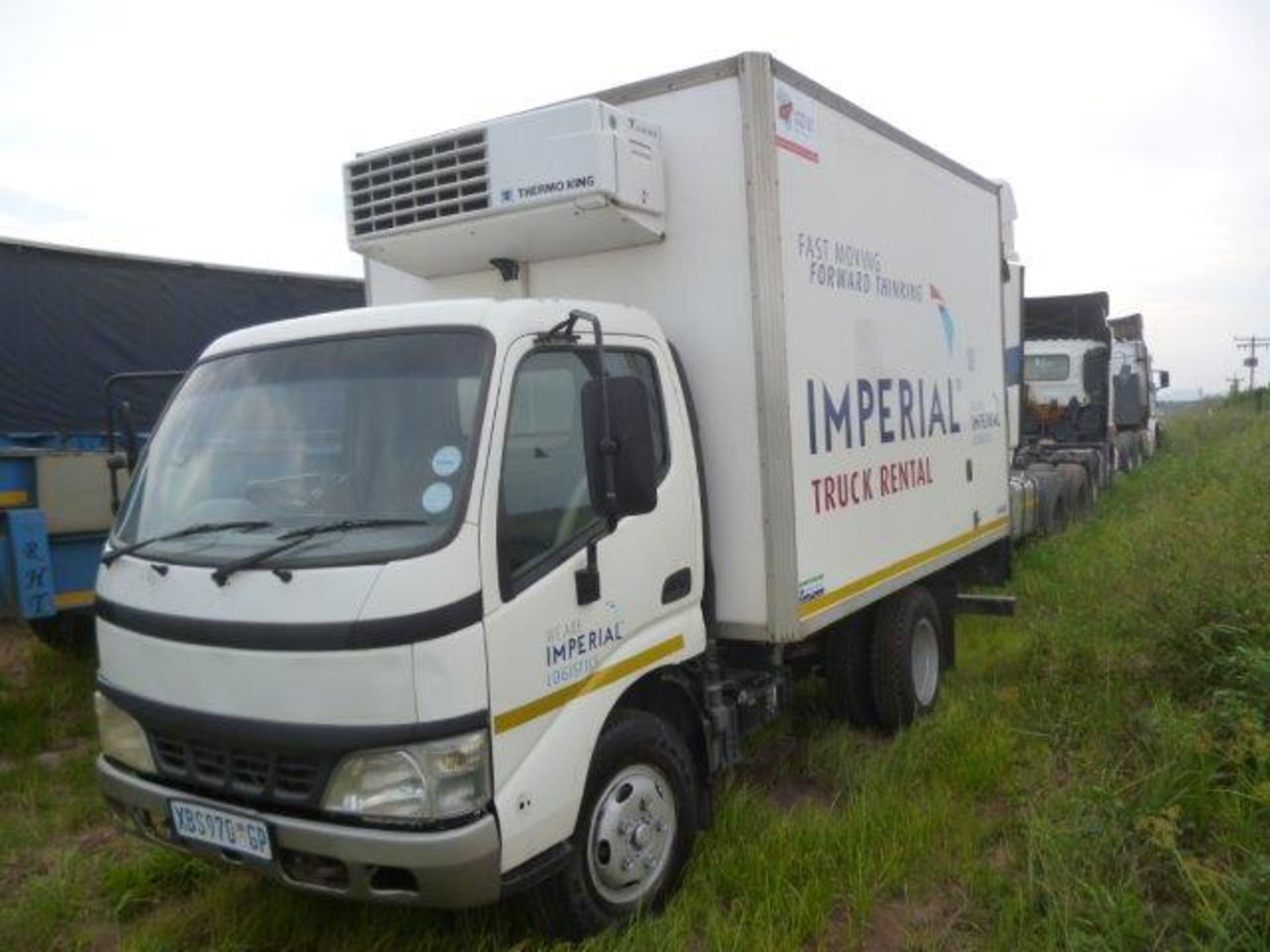 2007 TOYOTA DYNA 5-103 REEFER (NON-RUNNER) - (XBS970GP) - Image 2 of 5