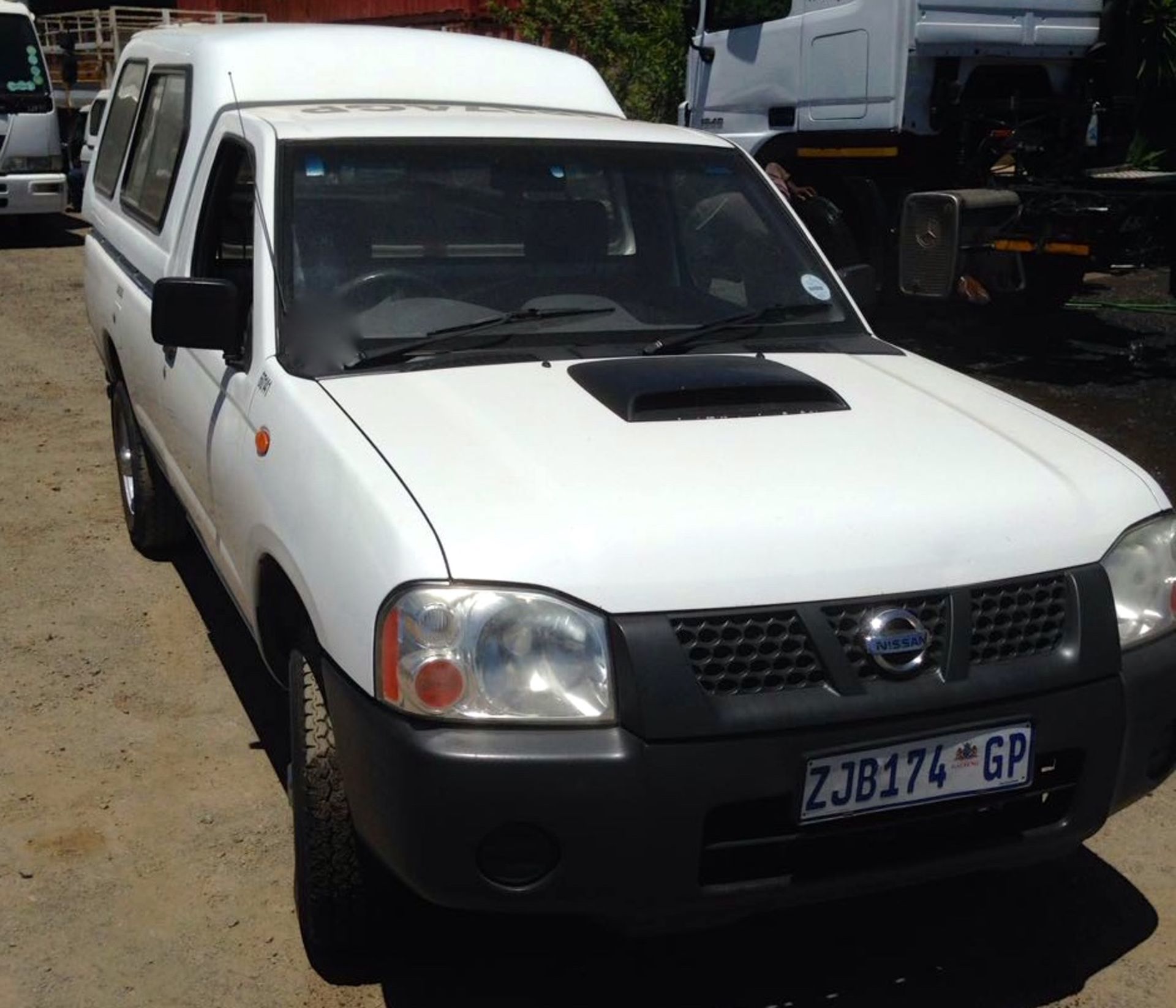 2010 NISSAN NP300 HARDBODY LDV - (ZJB174GP) - Image 2 of 4