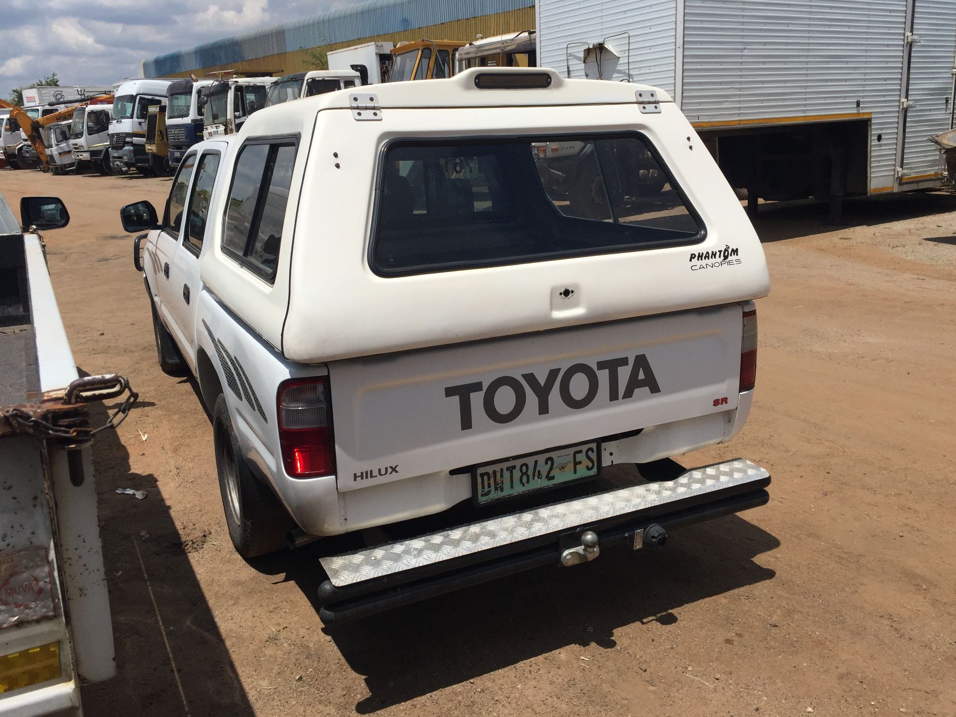 1998 TOYTA HILUX D/CAB LDV - REG NO: DTW842FS - Image 3 of 3