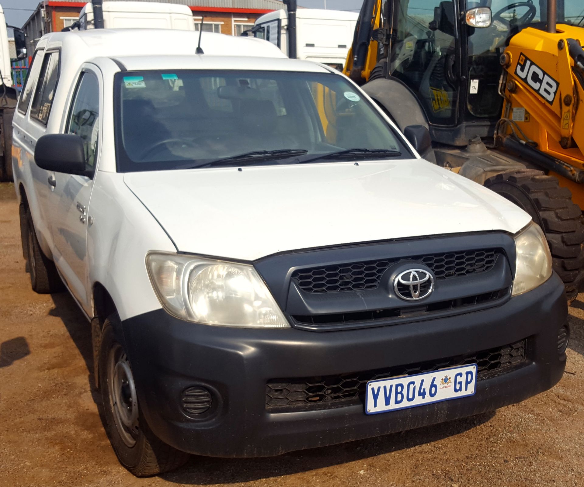 2009 TOYOTA HILUX 2.5 D-4D LDV - (YVB046GP)