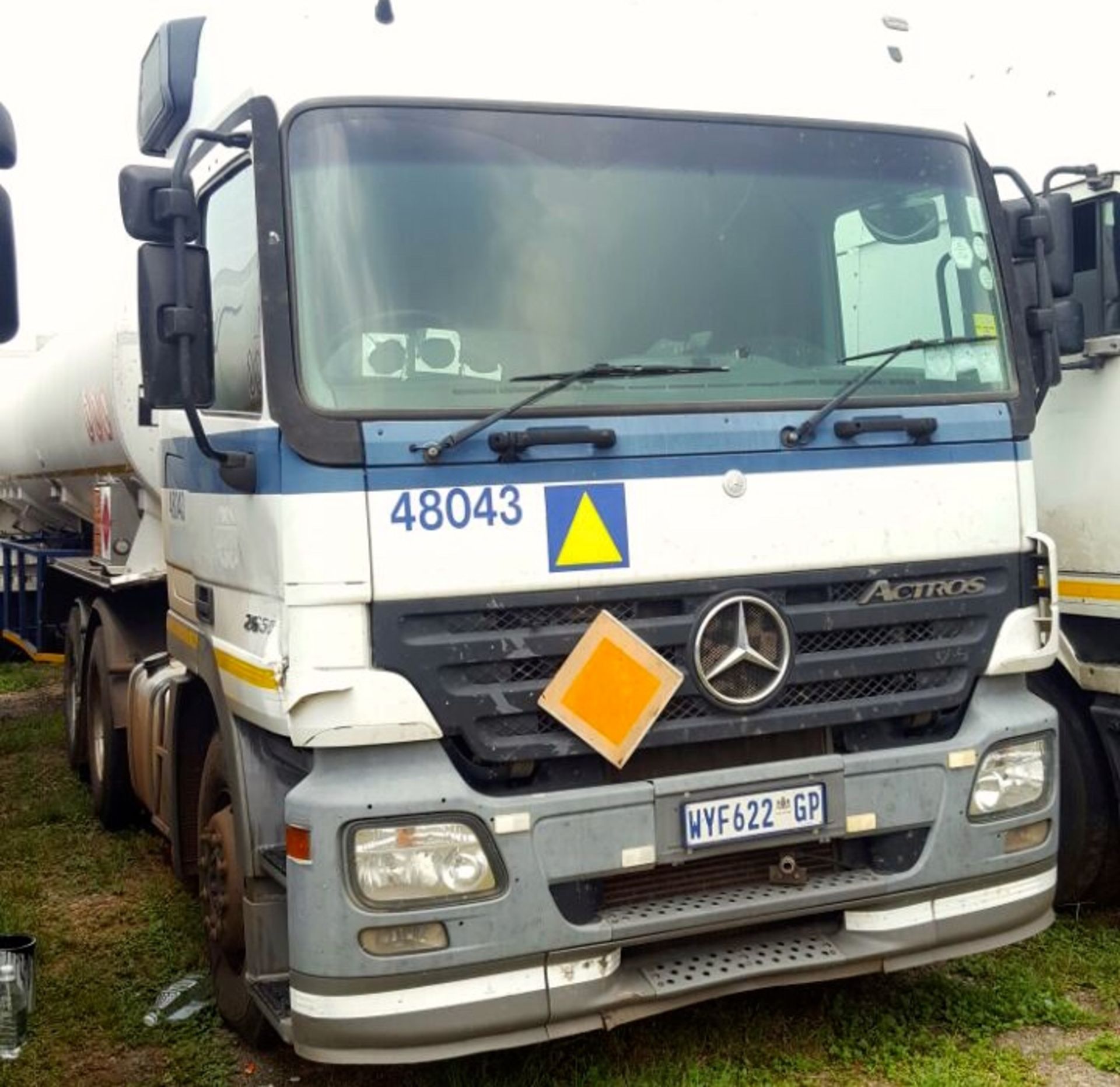 2008 M/BENZ ACTROS 2650 6X4 T/T - (WYF622GP)