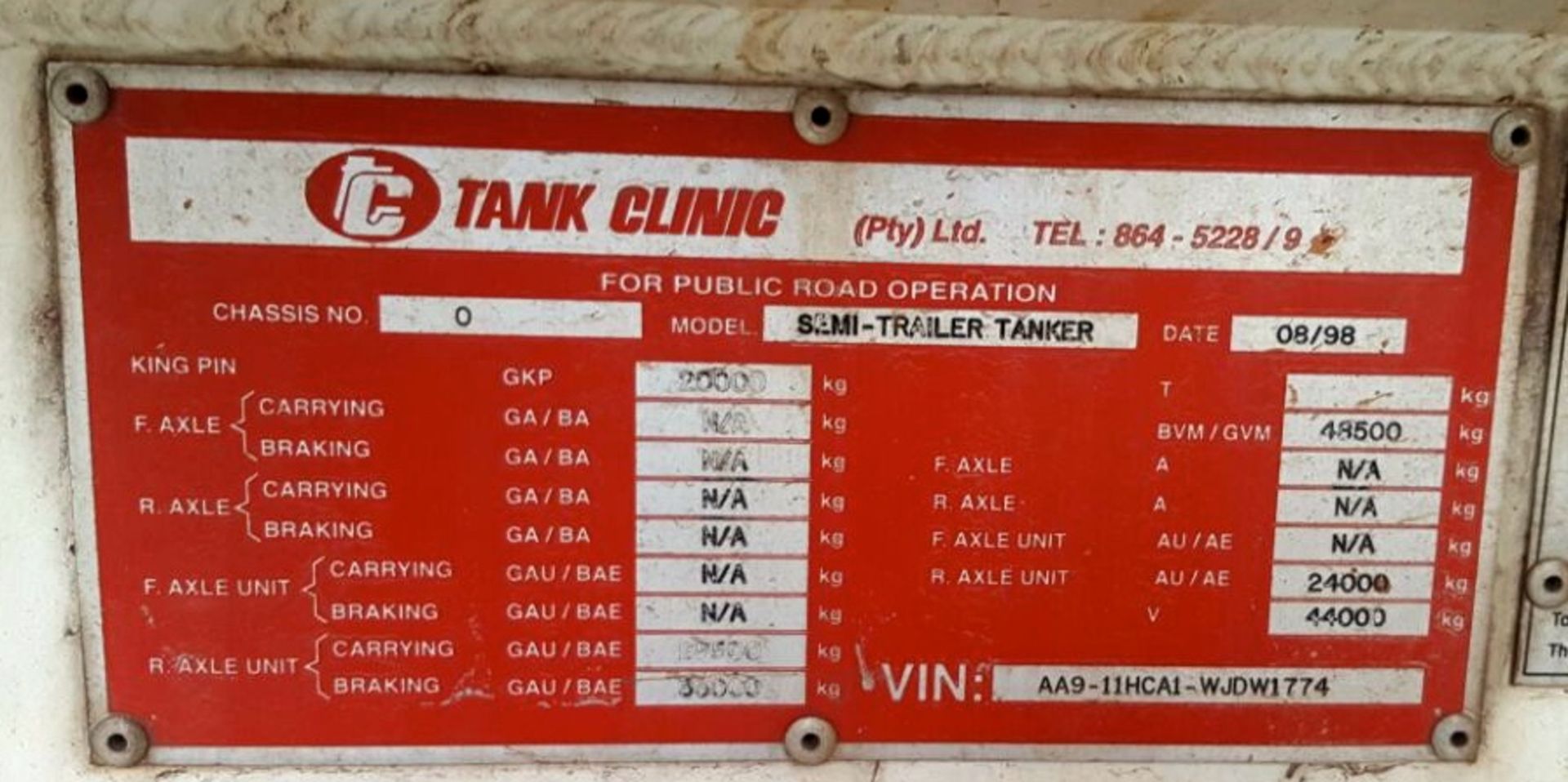 1998 TANK CLINIC TRI-AXLE ALUMINIUM FUEL TANKER TRAILER - (HBD987GP) - Image 2 of 3