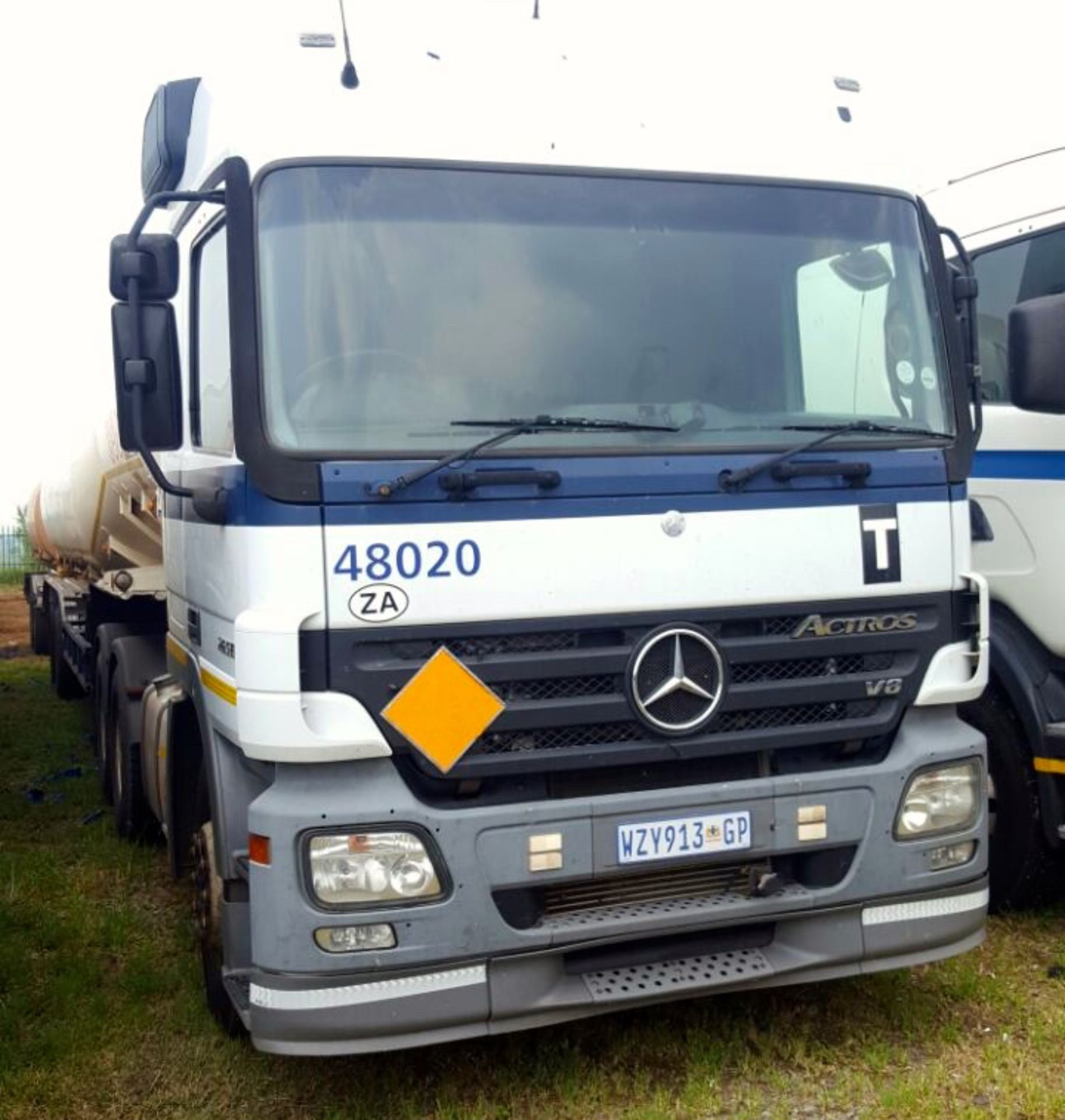 2008 M/BENZ ACTROS 2650 6X4 T/T - (WZY913GP)