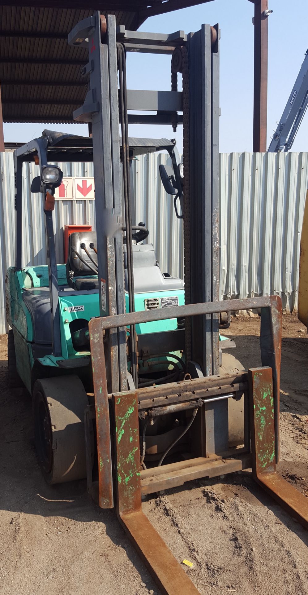 2011 MITSUBISHI FD30 3 TON DIESEL FORKLIFT - (MH070724)