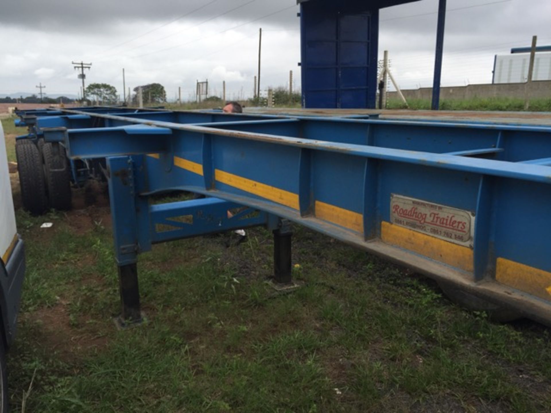 2015 ROADHOG 12M D/AXLE SKELETAL TRAILER (LOCATION: KZN) - (HRZ268MP)