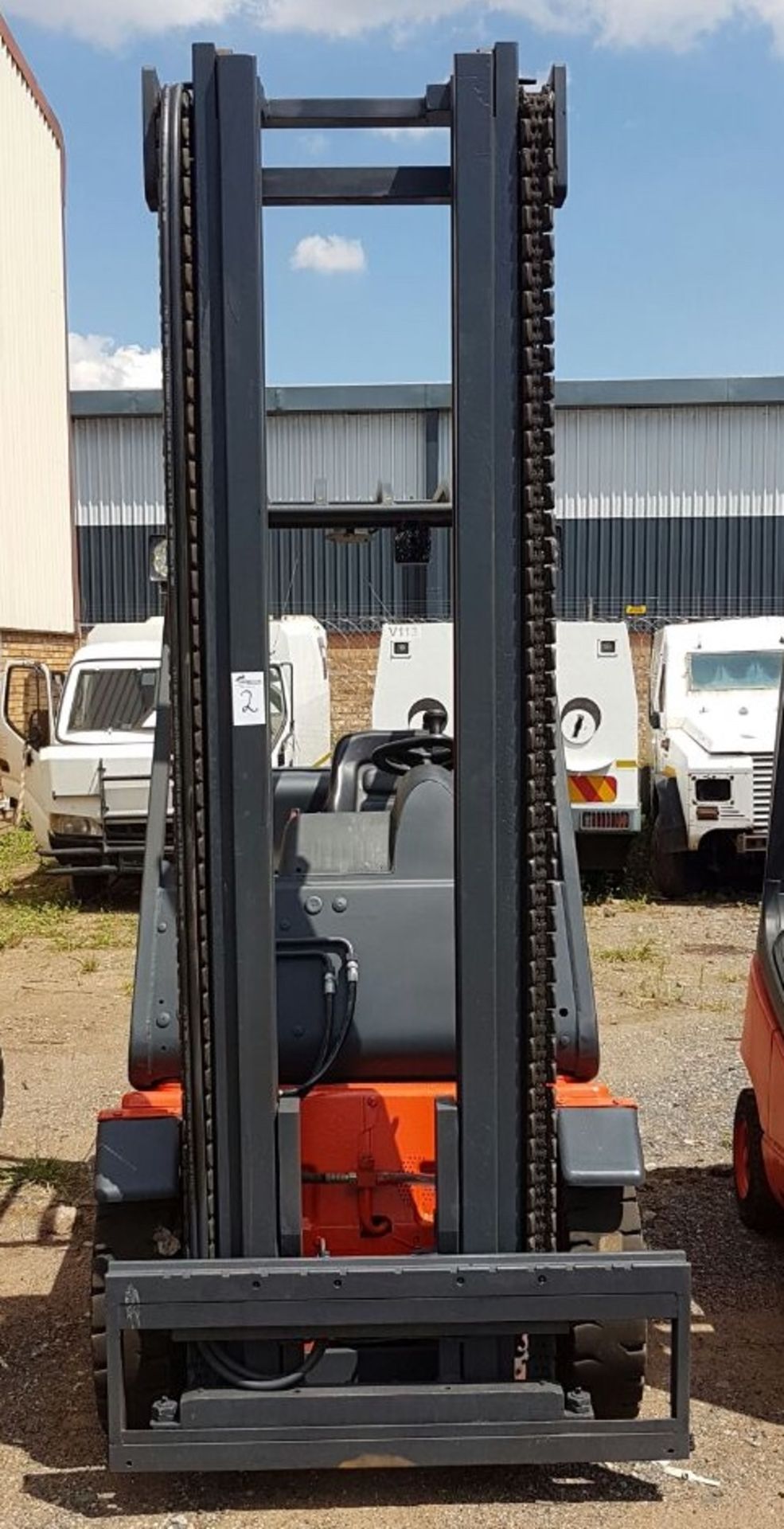 2008 LINDE H25T 2.5 TON GAS FORKLIFT (9,885 HOURS) C1X351W02114 - (JHB) - (STC)