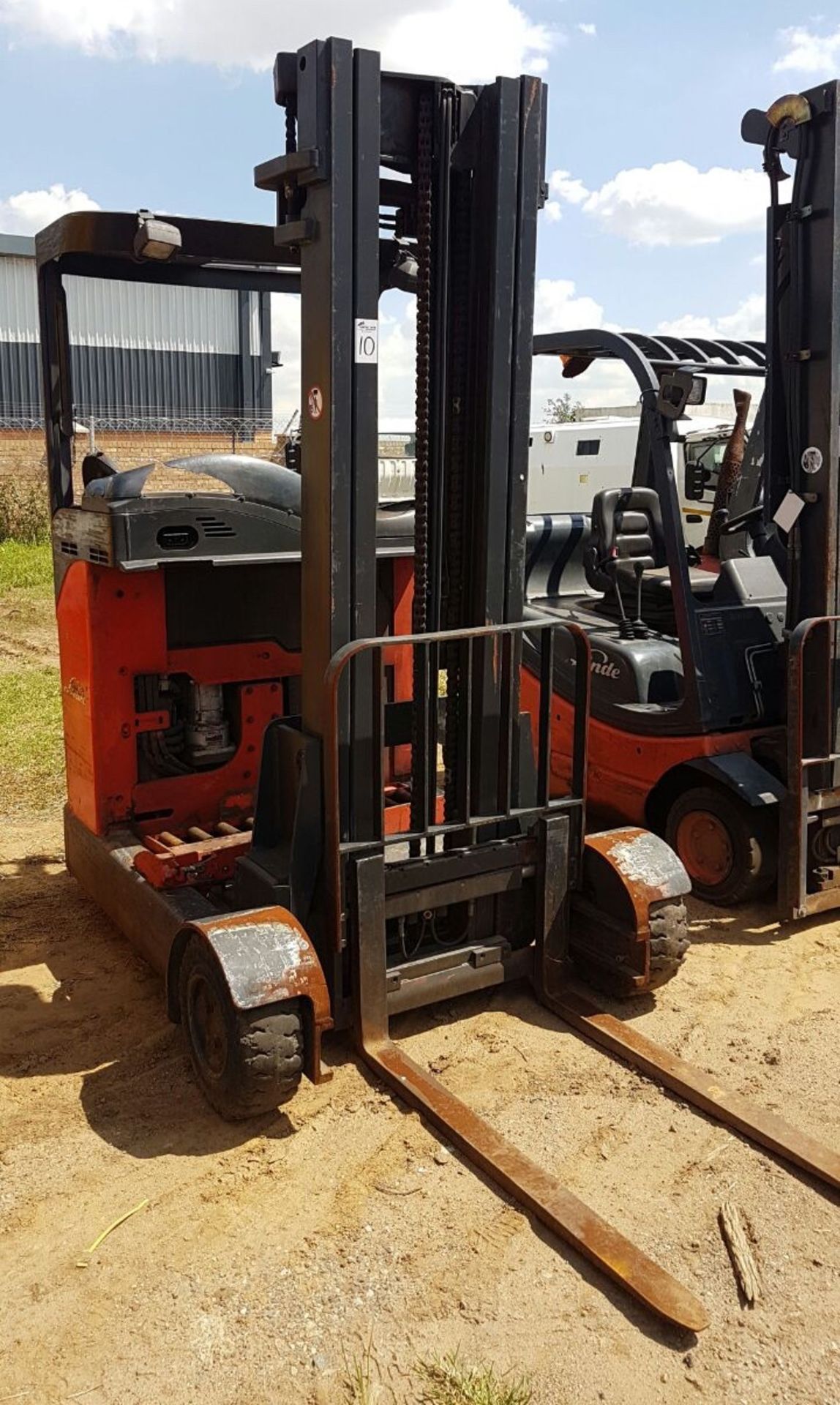 2008 LINDE R14 1.4 TON ELECTRIC FORKLIFT (6,151 HOURS - HOURS NOT GUARANTEED BY AUCTIONEER) - (JHB) - Image 3 of 3