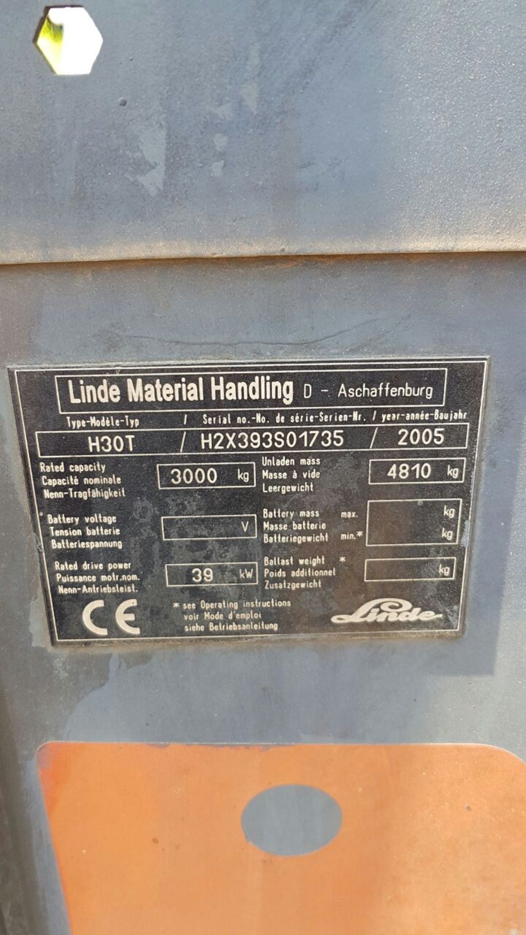 2005 LINDE H30T 3 TON GAS FORKLIFT (11,327 HOURS - HOURS NOT GUARANTEED BY AUCTIONEER) H2X393S01735 - Image 2 of 3