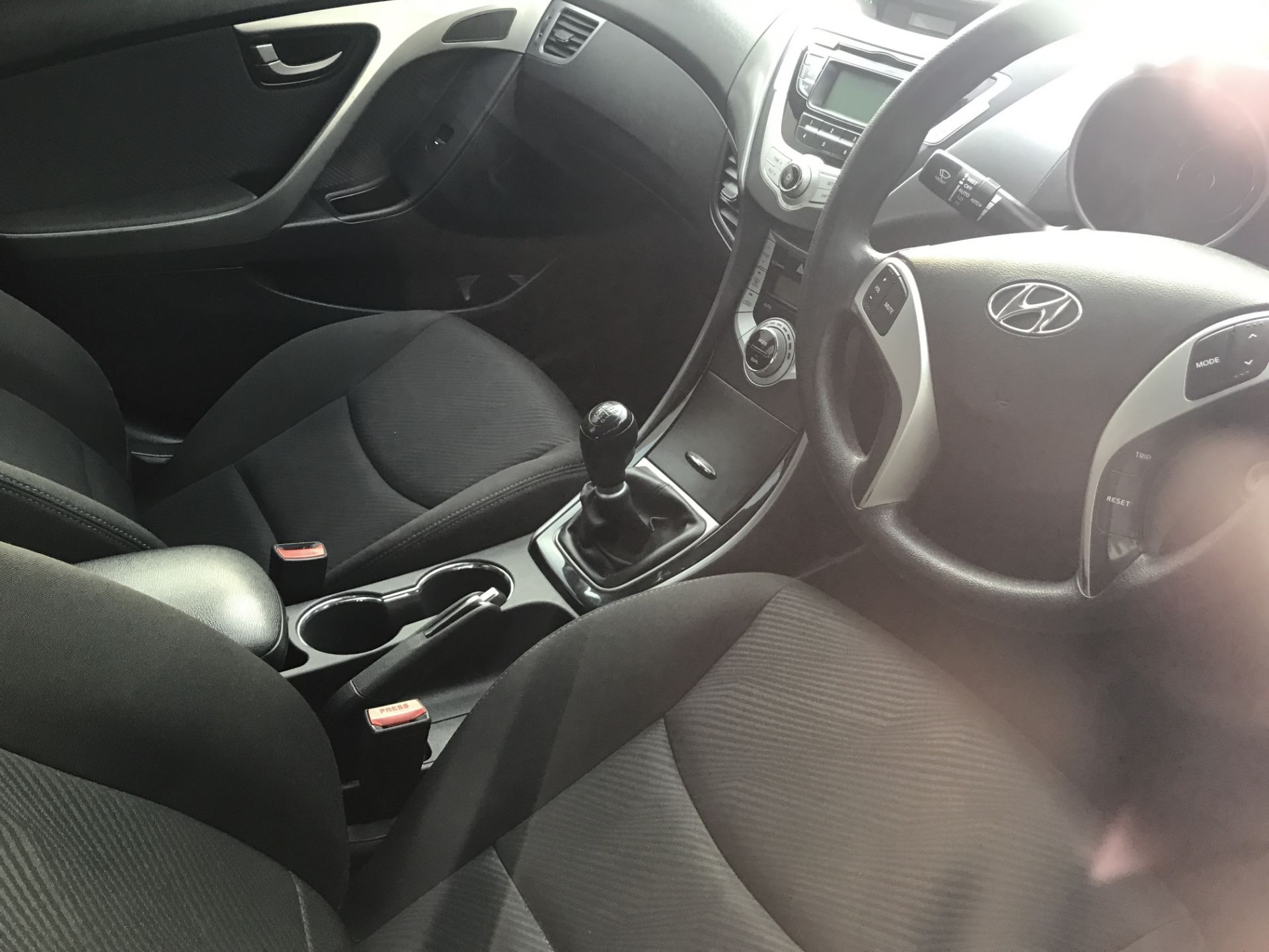 2012 HYUNDAI ELANTRA 1.6 GLS SEDAN - (BS34NNGP) - Image 2 of 3