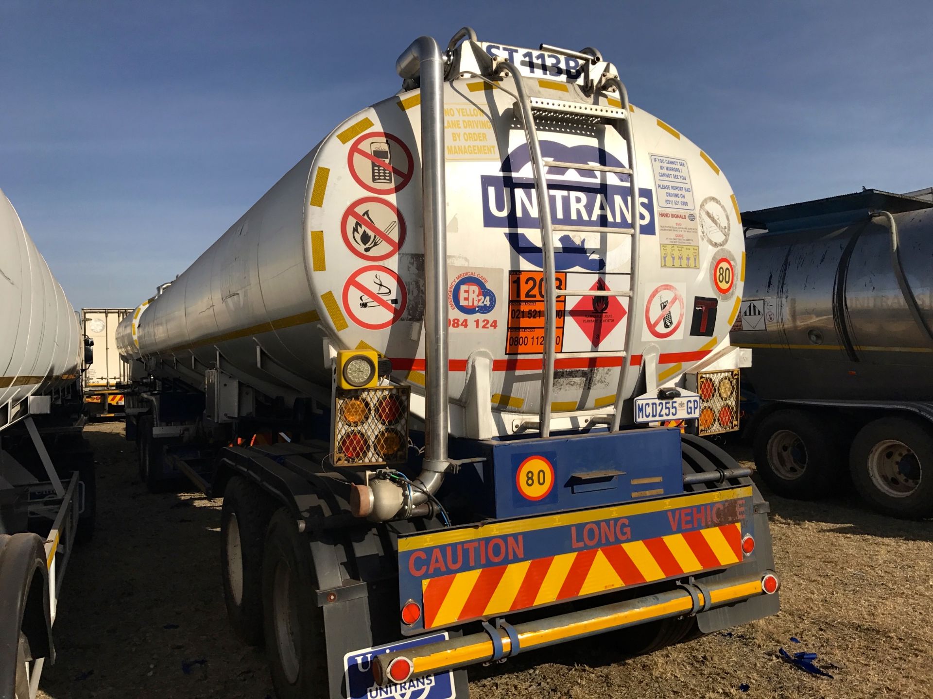 2000 TTM INTERLINK ALUMINIUM TANKER TRAILER - (MCF652GP/MCD255GP) - Image 2 of 2