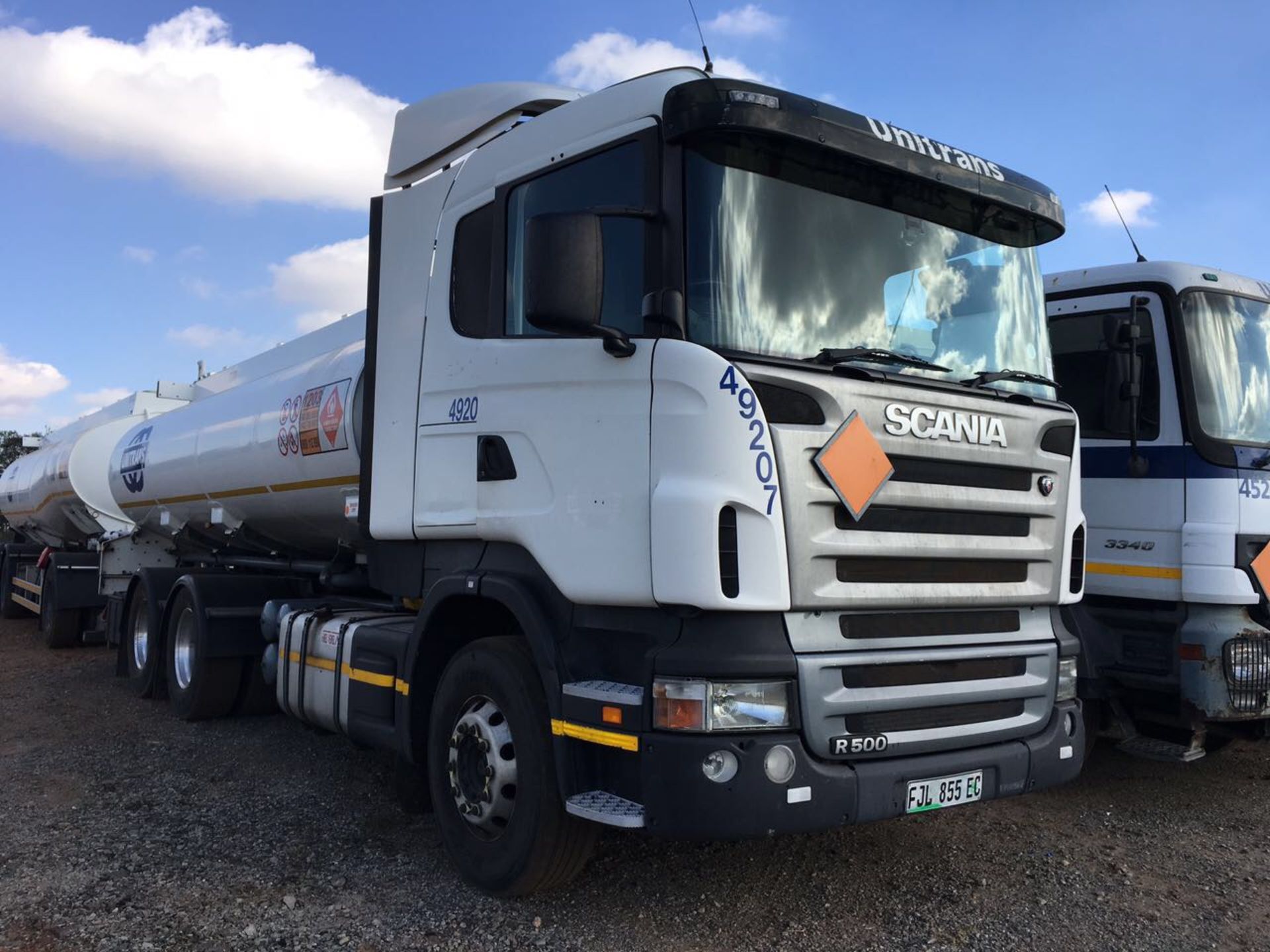 2010 SCANIA R500 RIGID TANKER - (FJL855EC)