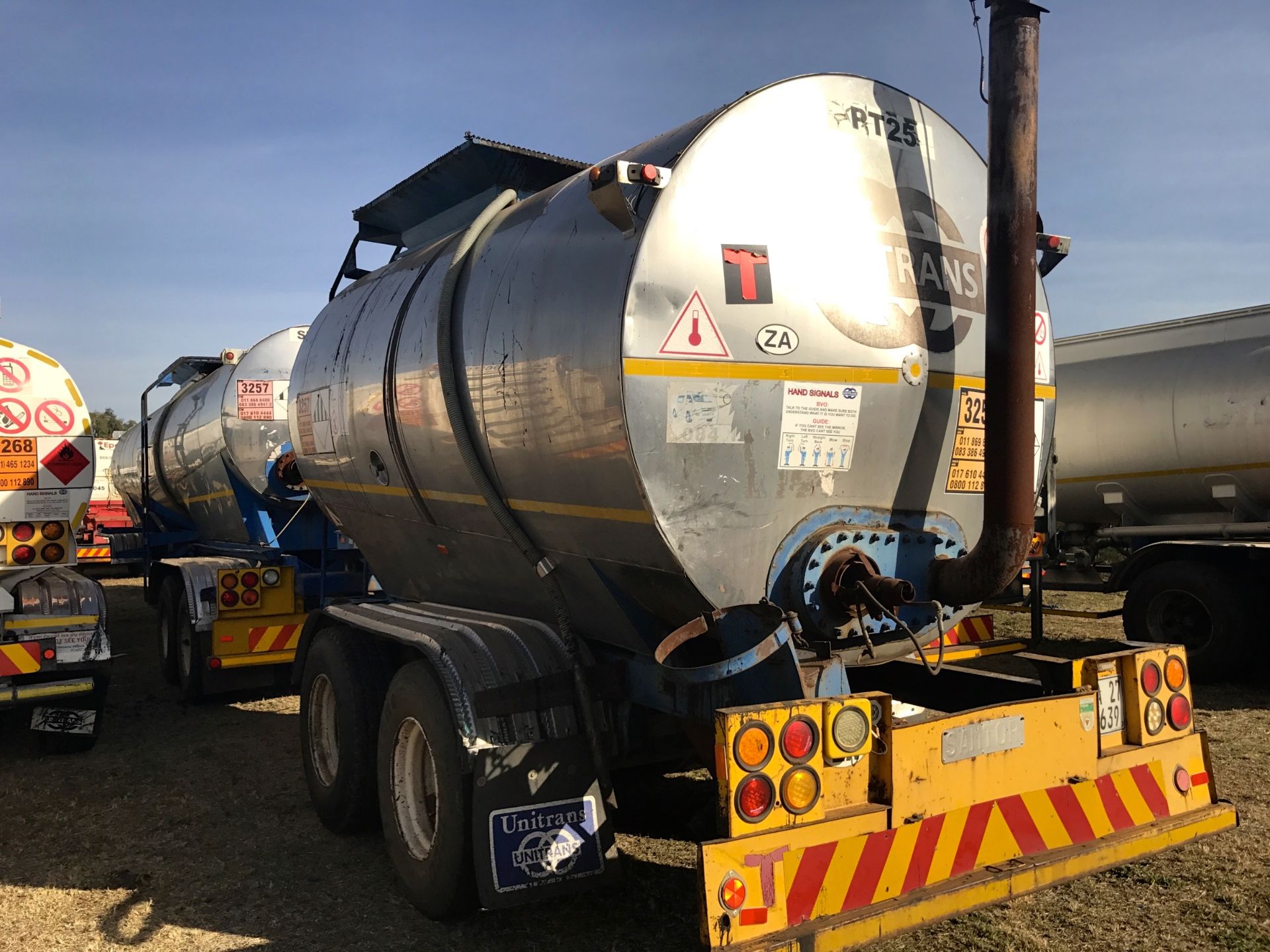 2000 SAMTOR D/AXLE BITUMEN TANKER TRAILER WITH D/AXLE BITUMEN PUP - (CA273634/CA273639) - Image 2 of 2