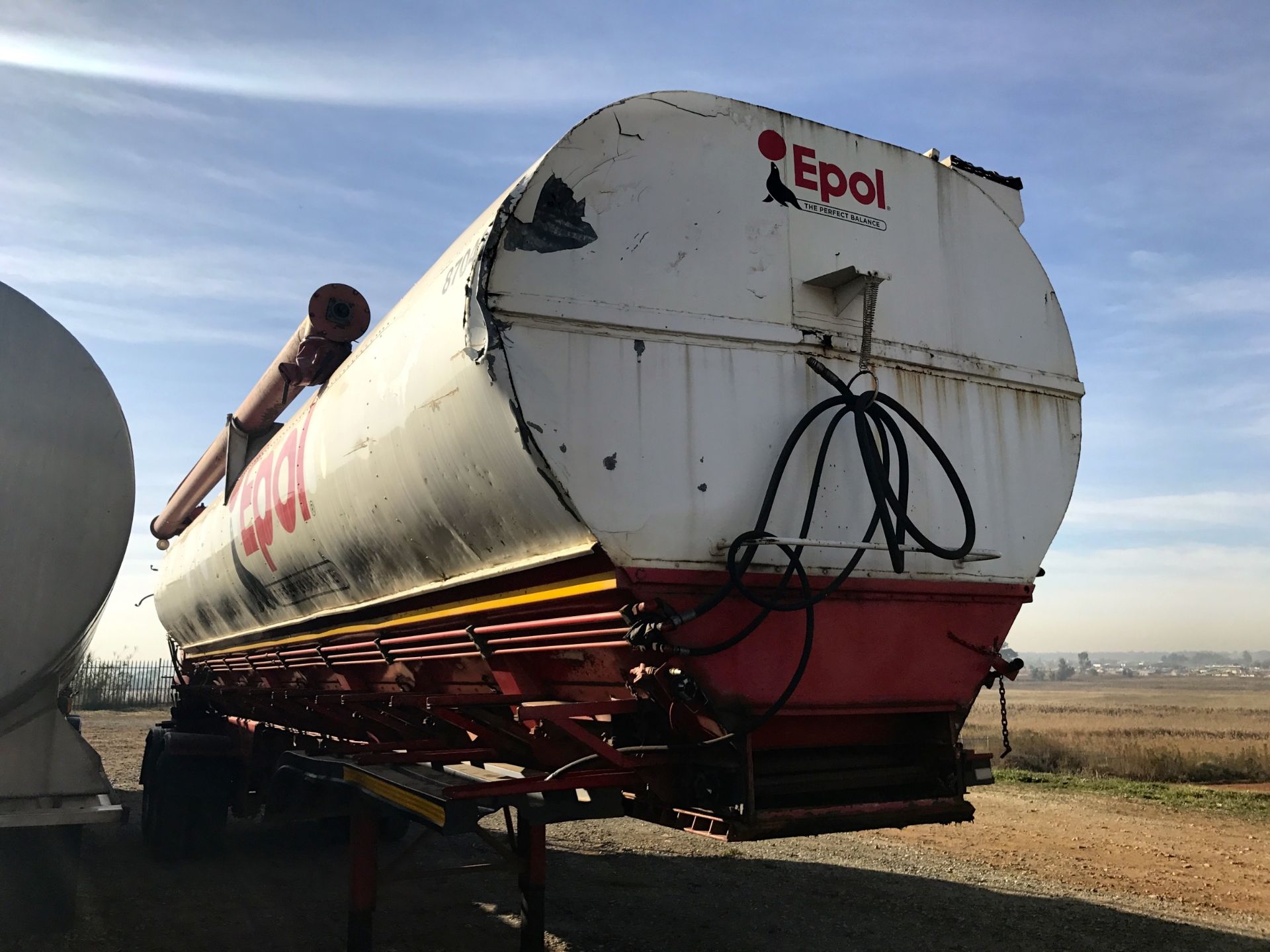 2003 TEE D/AXLE AUGER BULK TANKER TRAILER - (PFC470GP)