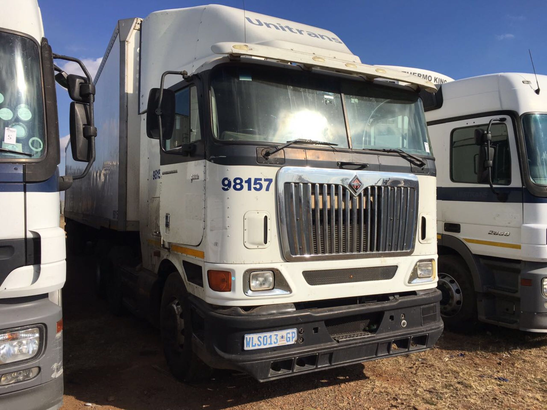 2007 INTERNATIONAL 9800i PRO SLEEPER 6X4 T/T - (WLS013GP)