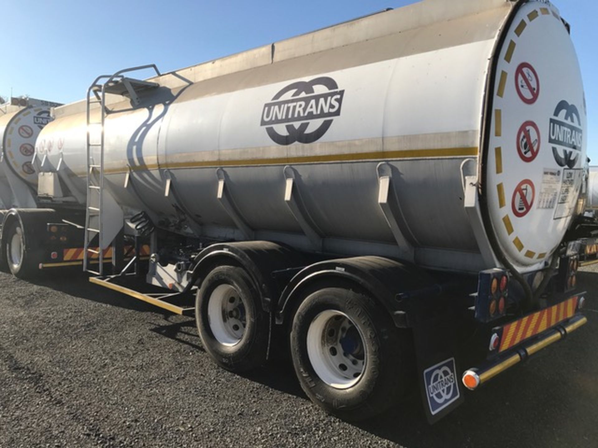 1995 TANK CLINIC INTERLINK ALUMINIUM TANKER TRAILER (LOC: DARNALL, KZN) - (ND491416/ND491417) - Image 17 of 19