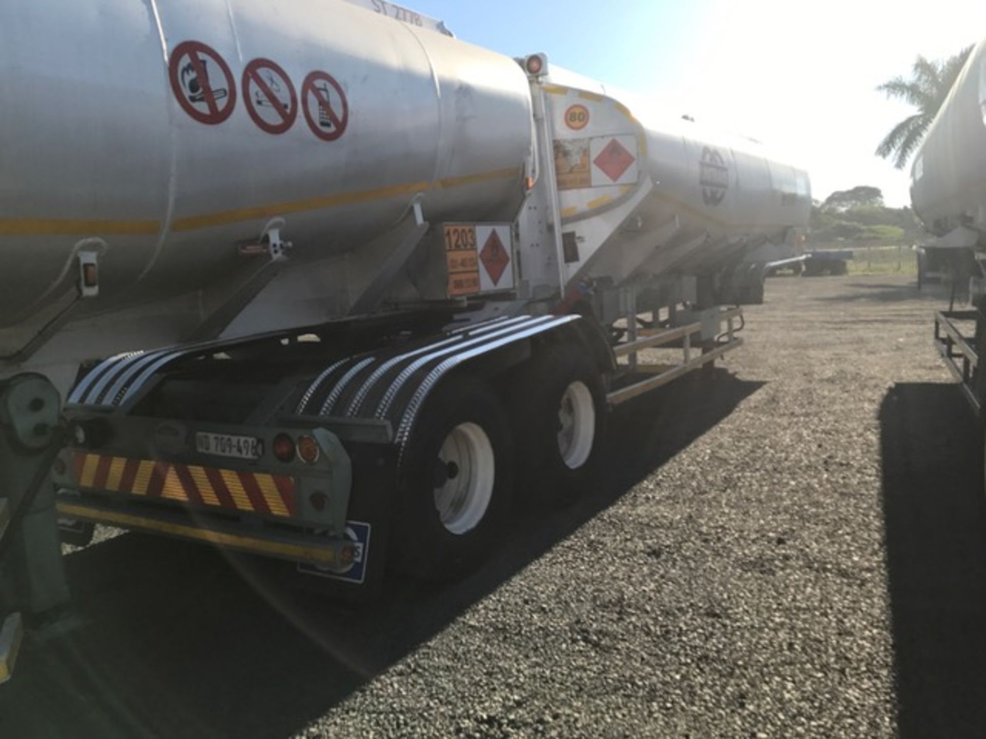 2006 ROUTE MANAGEMENT INTERLINK ALUMINIUM TANKER TRAILER (LOC: DARNALL, KZN) - (ND709496/ND712856) - Image 9 of 17