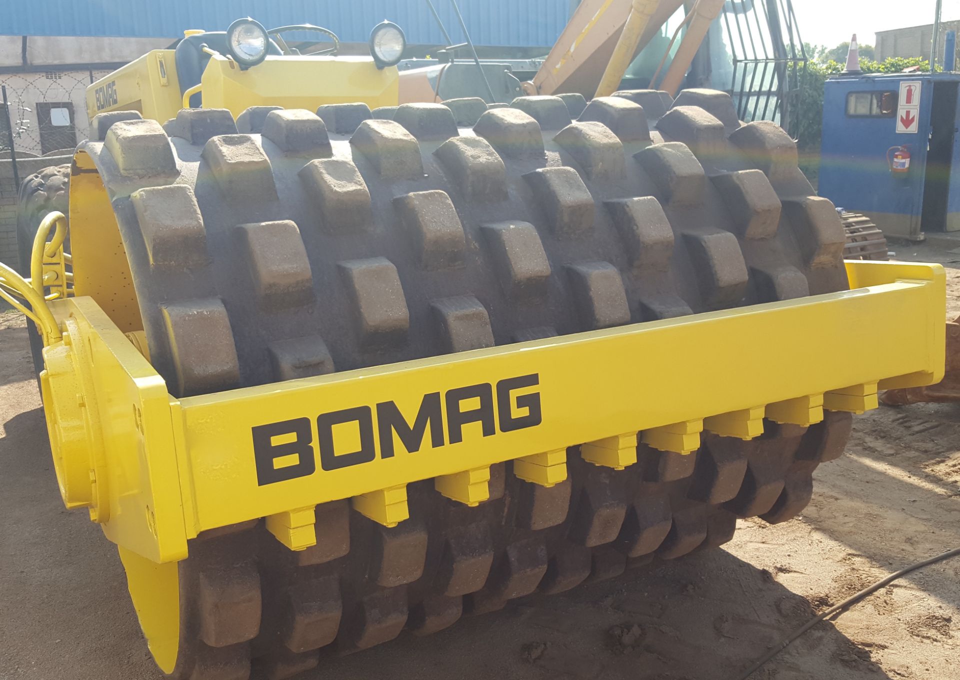 BOMAG BW212D PADFOOT ROLLER - (3931)