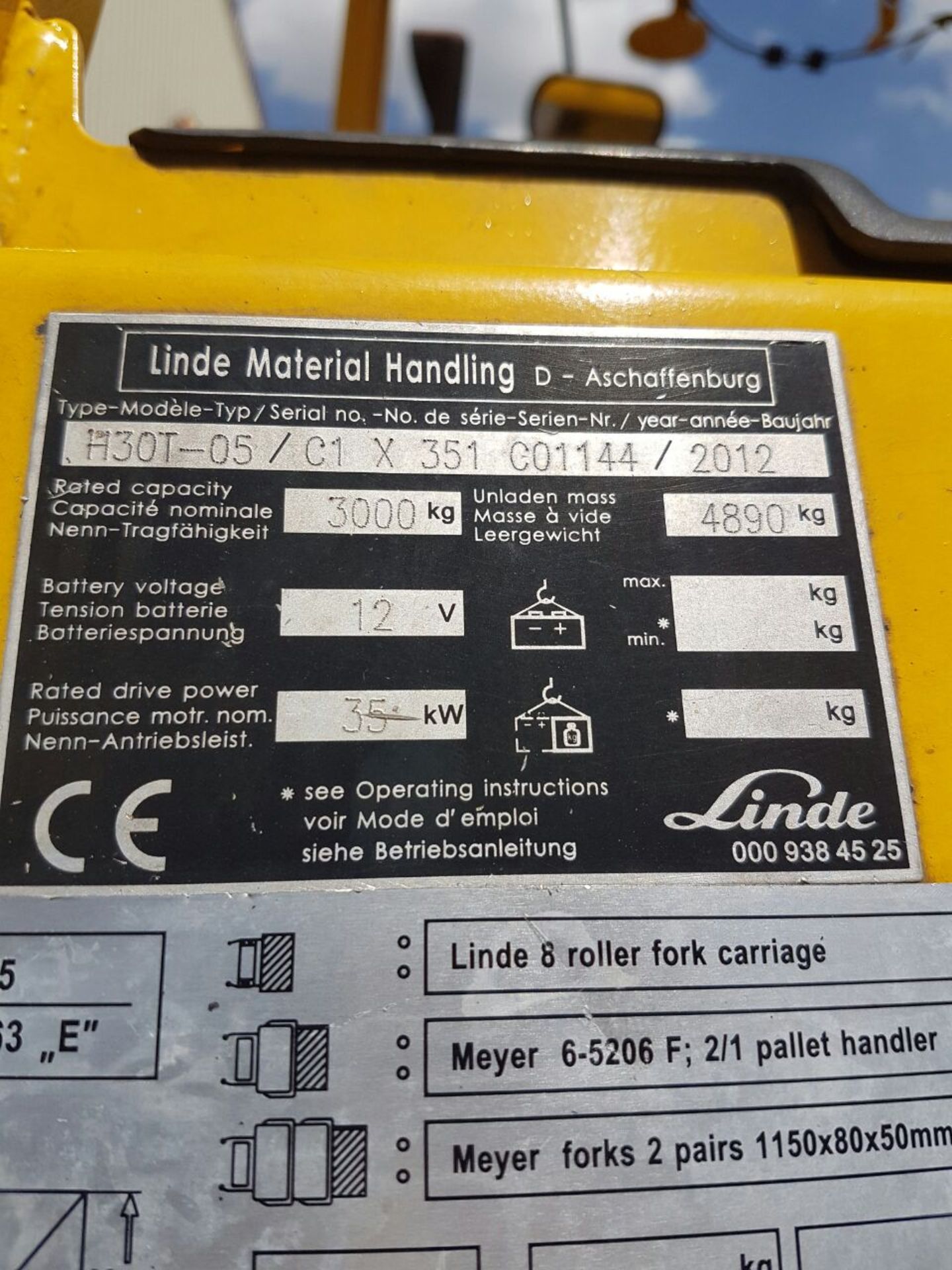 2012 LINDE H30T 3 TON GAS FORKLIFT - (C1X351C01144) - Bild 2 aus 3