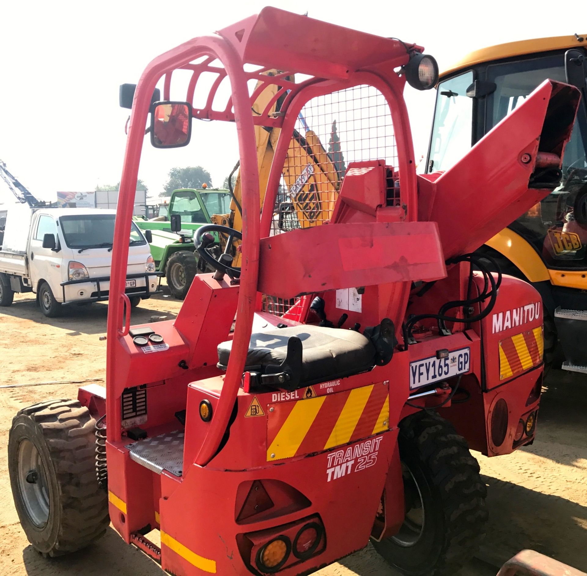 2009 MANITOU TMT25-20 SR FORKLIFT - (YFY165GP / 1239693) - Image 4 of 4