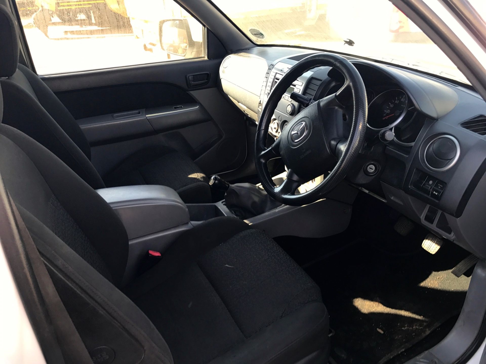 2010 MAZDA BT50 2.5D CLUB CAB - (ZWF763GP) - Image 2 of 3