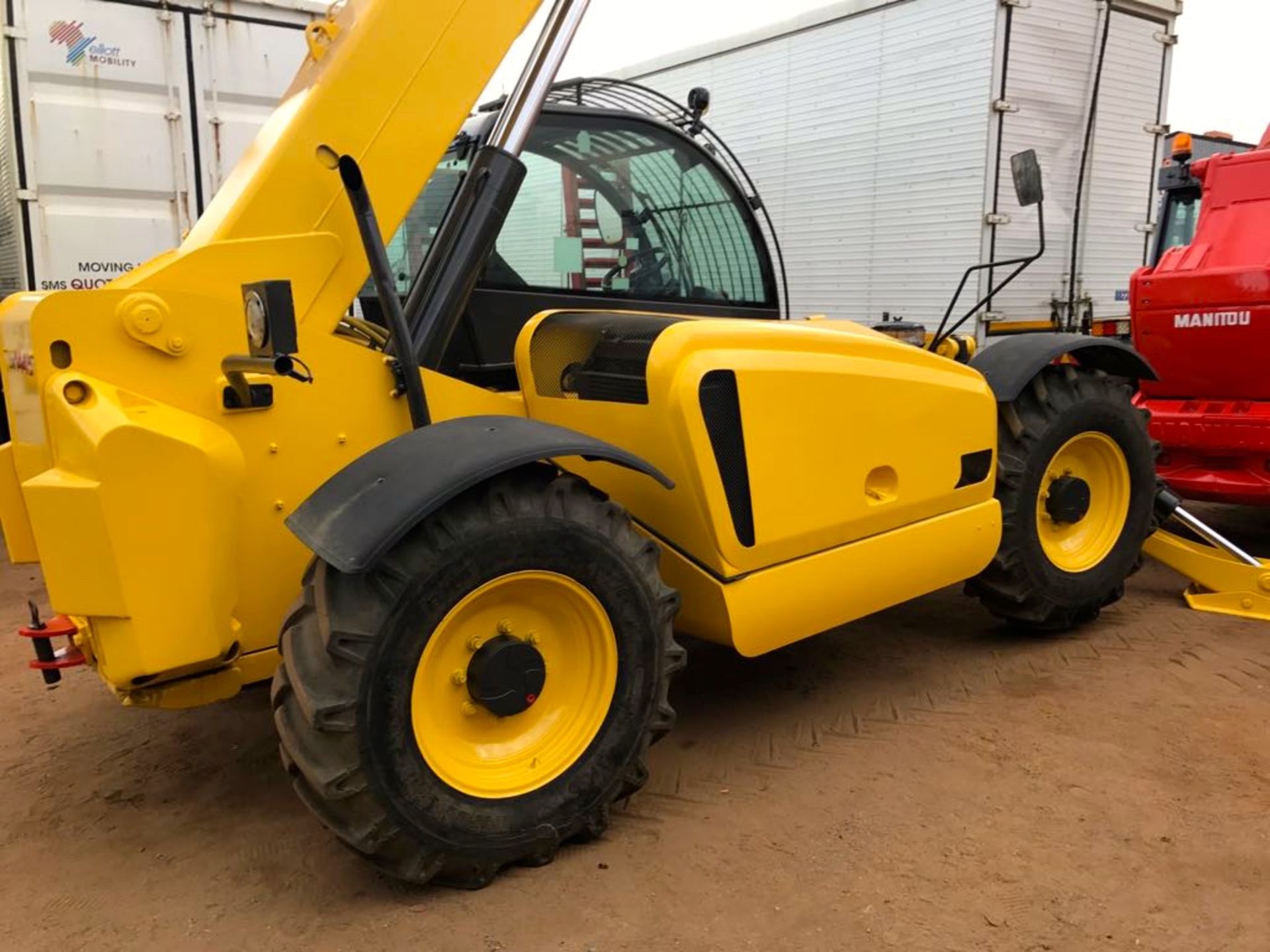 2009 NEW HOLLAND LM1445 4X4 TELEHANDLER - (N7HK35114) - Image 4 of 6