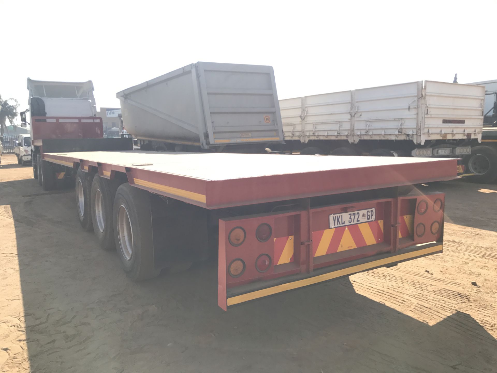 2009 UBT TRI-AXLE STEPDECK LOWBED - (YKL372GP) - Image 2 of 2