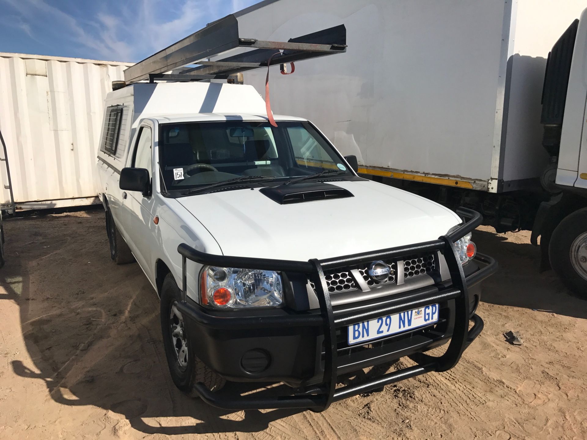 2011 NISSAN NP300 DIESEL LDV WITH CANOPY (110,321km) - (BN29NVGP)