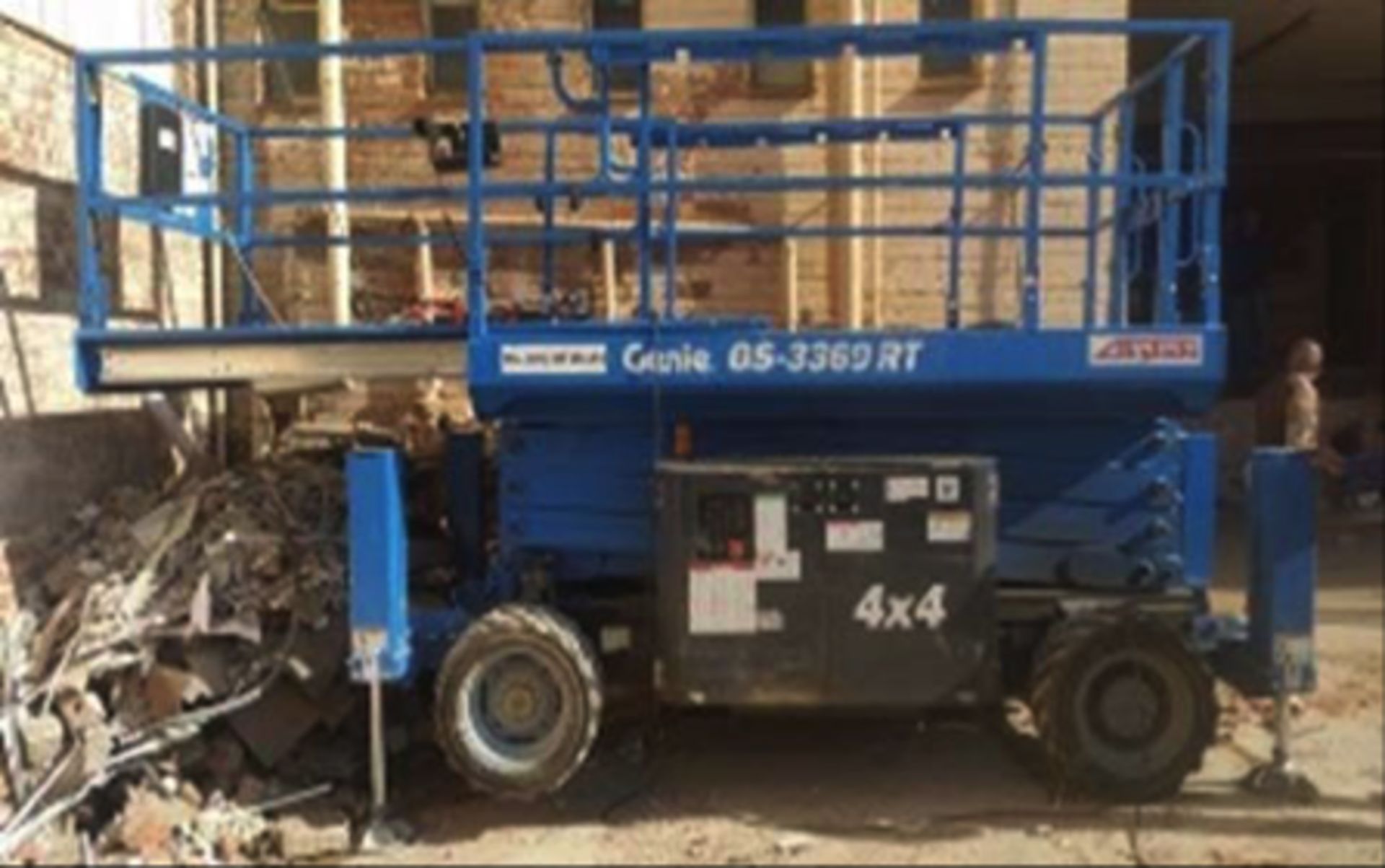 2013 GENIE GS 3369 RT 4x4 ROUGH TERRAIN SCISSOR LIFT - (339)