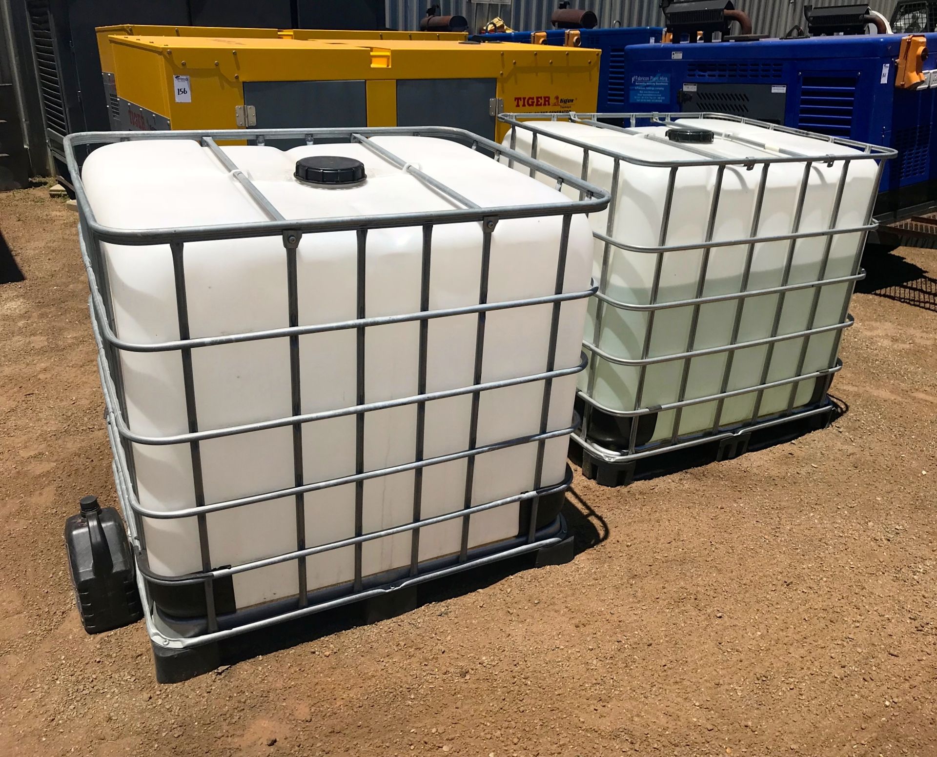 IBC WATER TANKS - ()