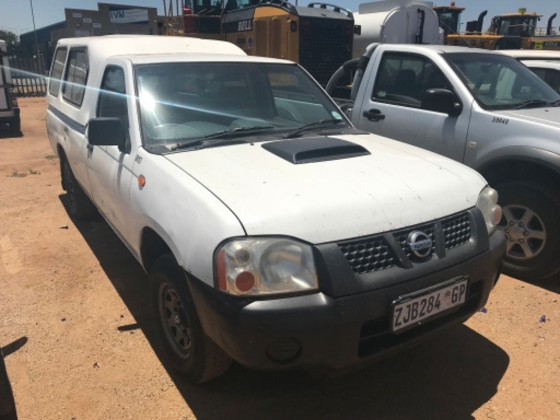 2010 NISSAN HARDBODY NP300 2.4D LDV - (ZJB284GP)