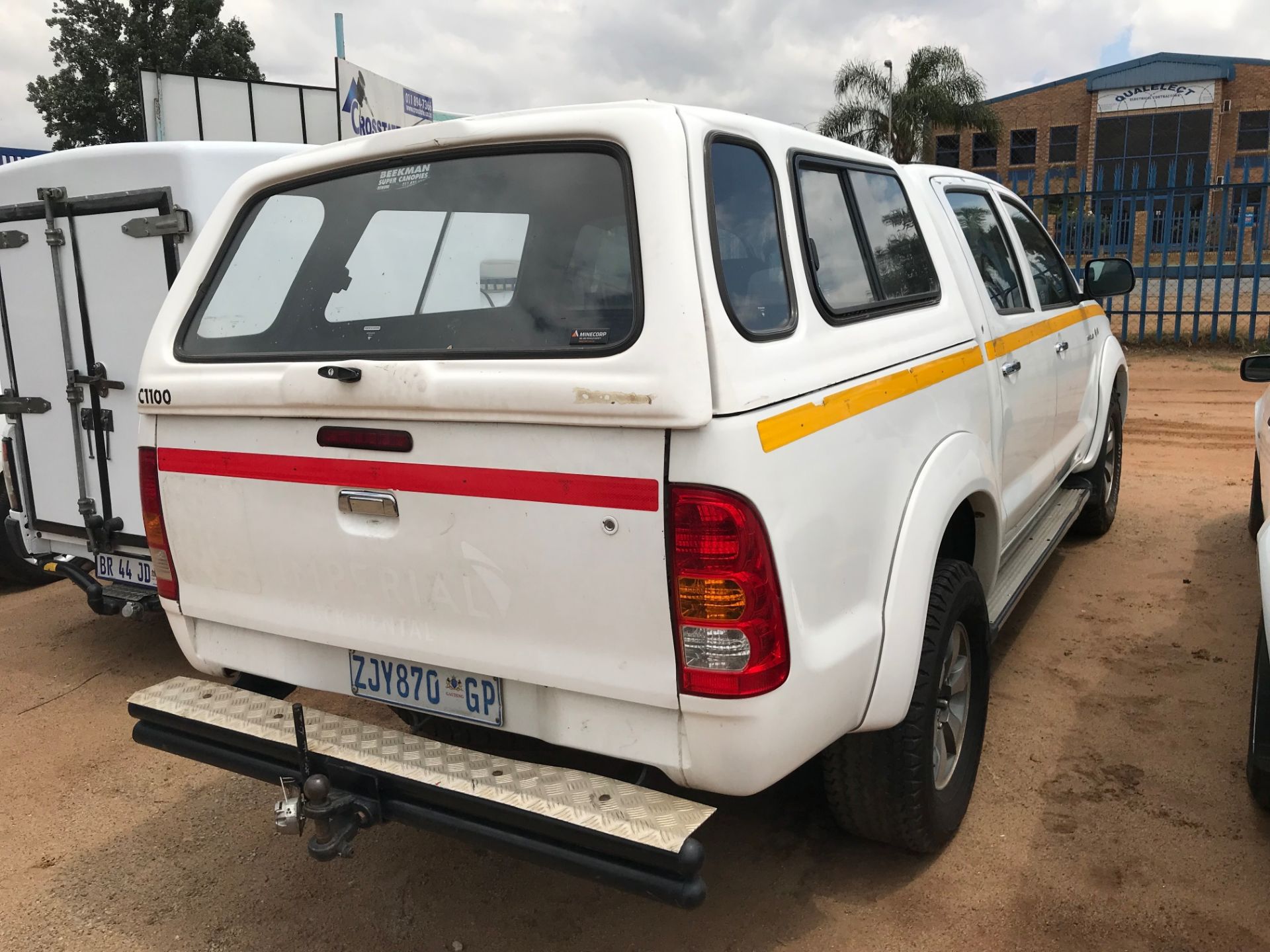 2010 TOYOTA HILUX 3.0D-4D 4X4 D/CAB - (ZJY870GP) - Image 3 of 3