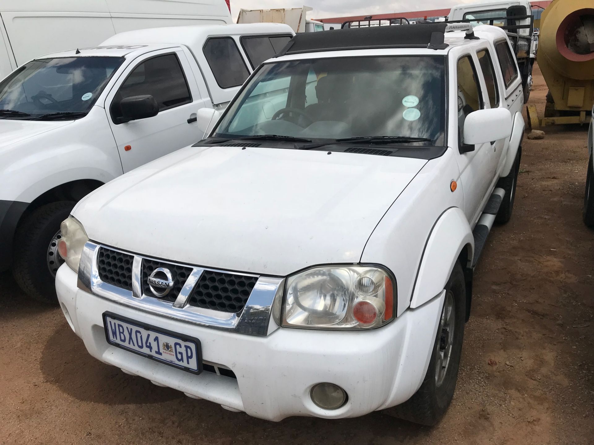 2007 NISSAN HARDBODY NP300 2.4D 4X4 D/CAB - (WBX041GP)