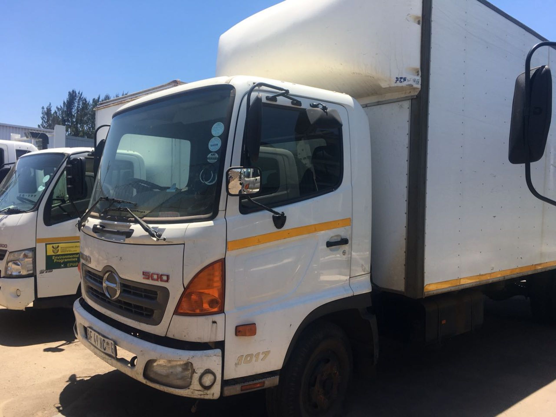 2011 TOYOTA HINO 500 1017 V/VAN (ENGINE PROBLEM) - (BF49NCGP ) - Image 2 of 12