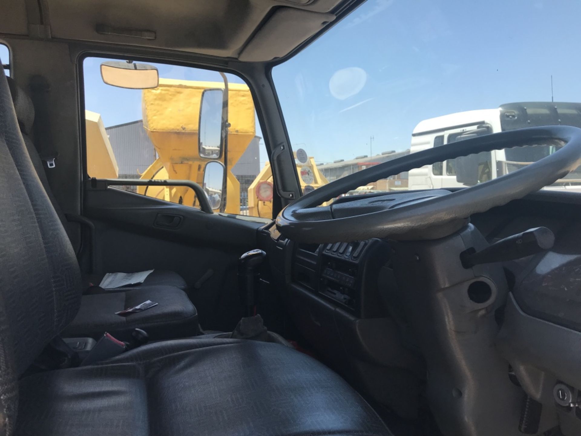 2008 MITSUBISHI FUSO FM16-253 D/SIDE - (XML676GP) - Image 2 of 3